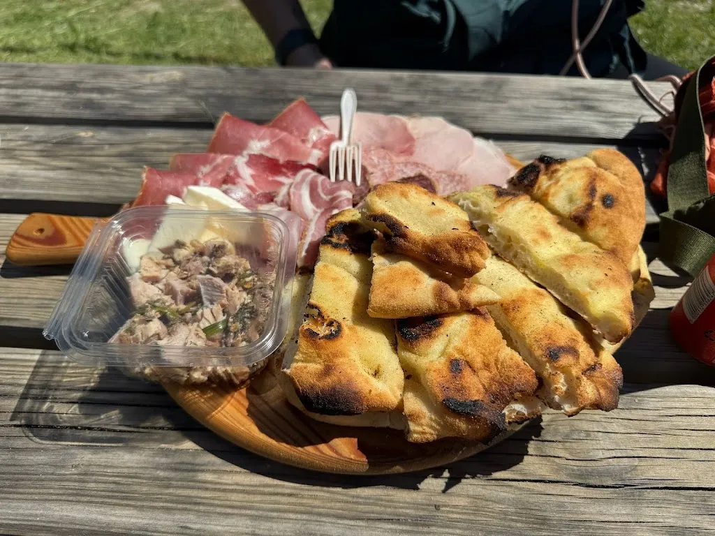 Luca lakers_Ristoro Il Cantuccio_San Severino Marche_review