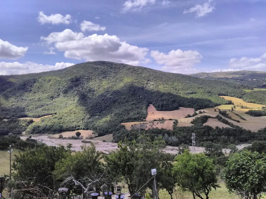 Little Italy_Castelluccio Valmaggiore_slider_image_3
