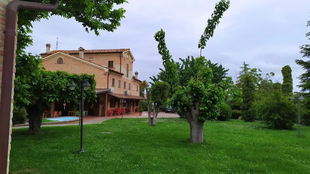 Marco Caproni_Ristorante La Tana del Ghiro_Serra de' Conti_recensione