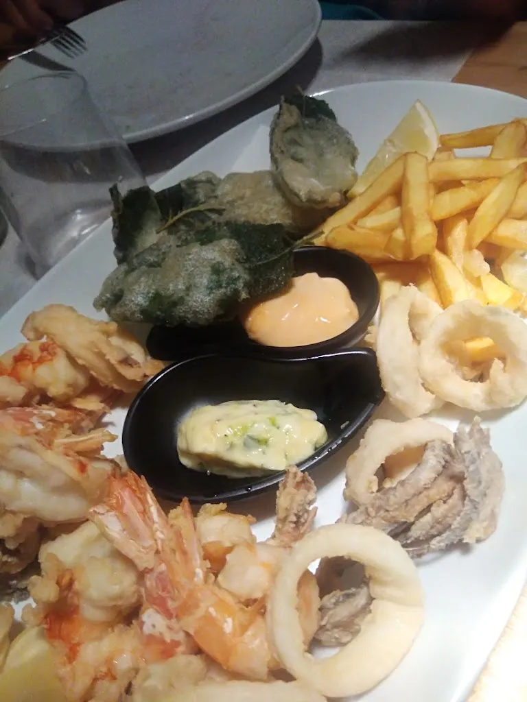 Vito Valente_La Taverna De Conti_Serra de' Conti_review