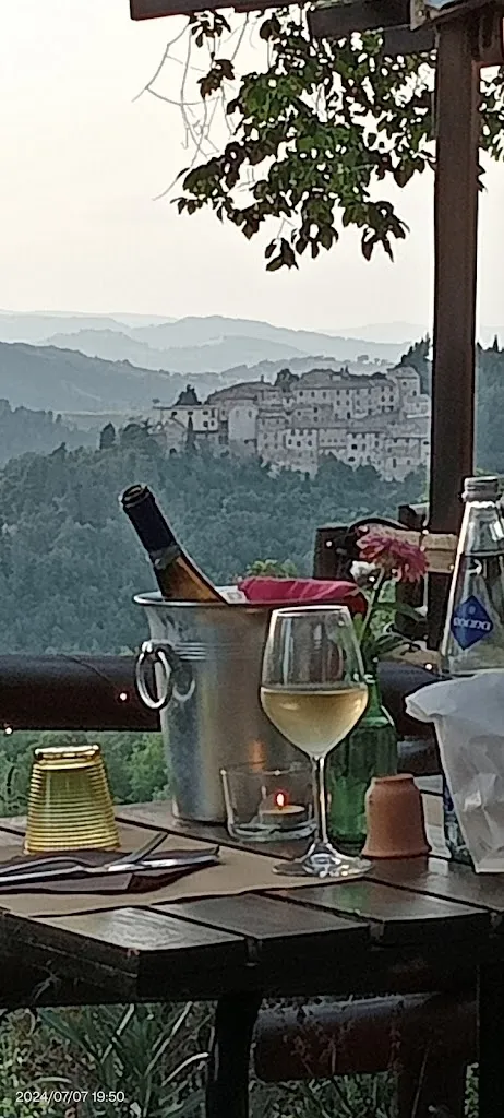 Ristorante vegano Becerca restaurant in Serra San Quirico