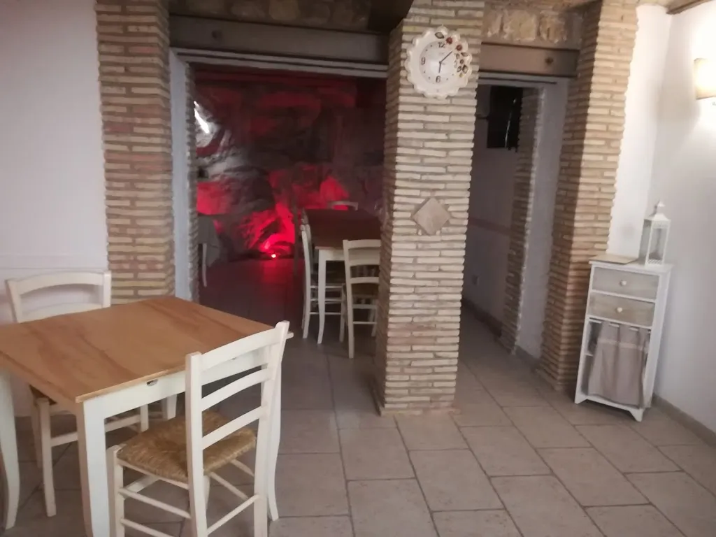 Antichi Sapori restaurant in Castelluccio Valmaggiore