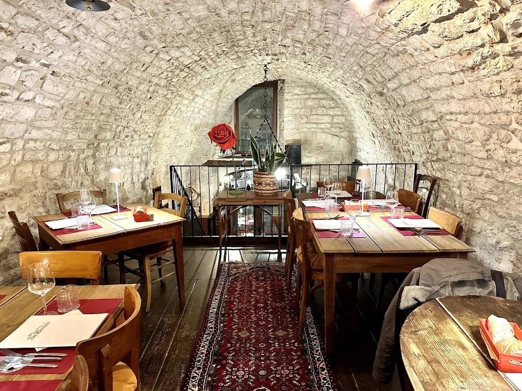 Restaurant La Taverna di Bartolo restaurant in Sassoferrato