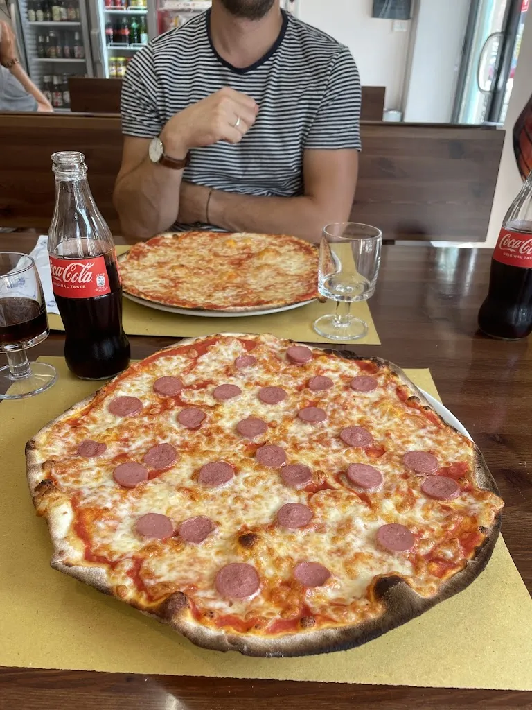 Anne Bertsch_Pizzeria Il Pincetto_Sassoferrato_review