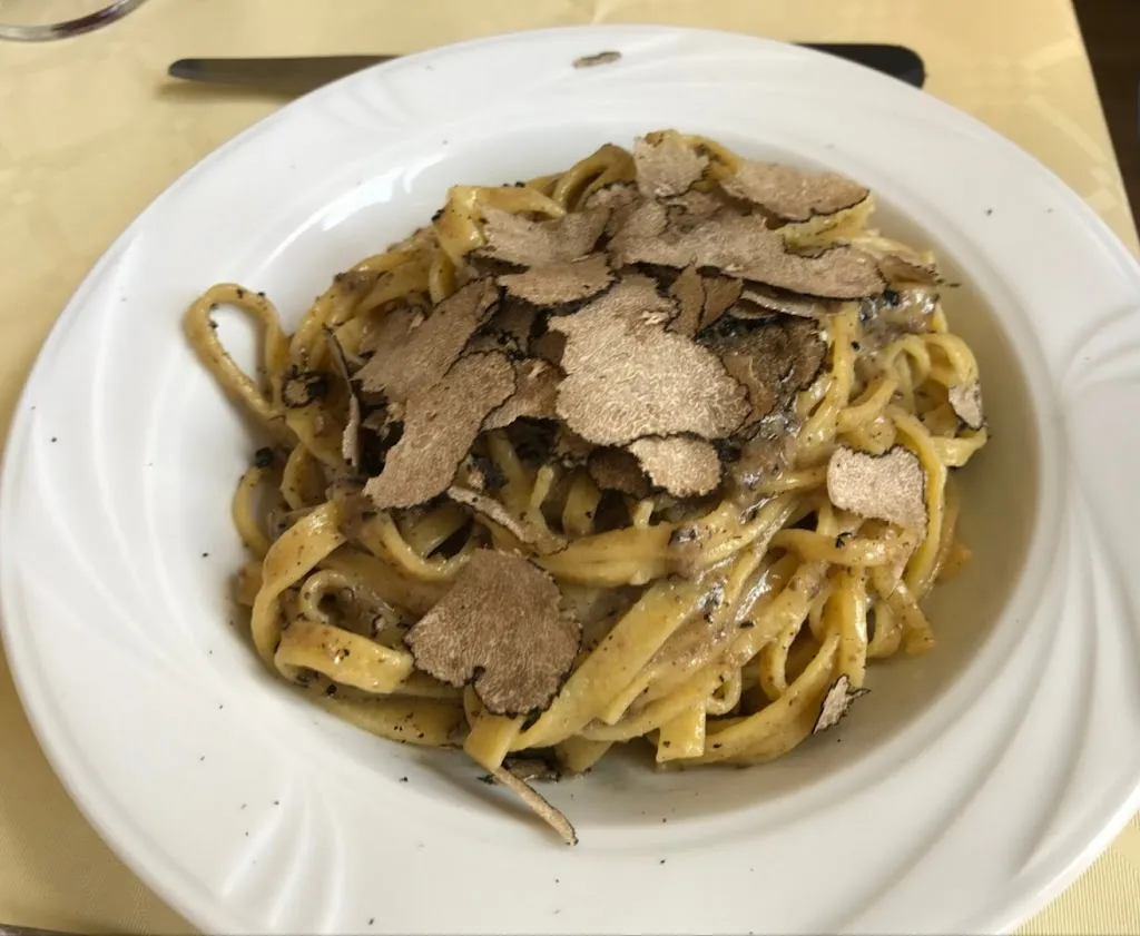 Ristorante Le Ginestre_Sassoferrato_slider_image_2