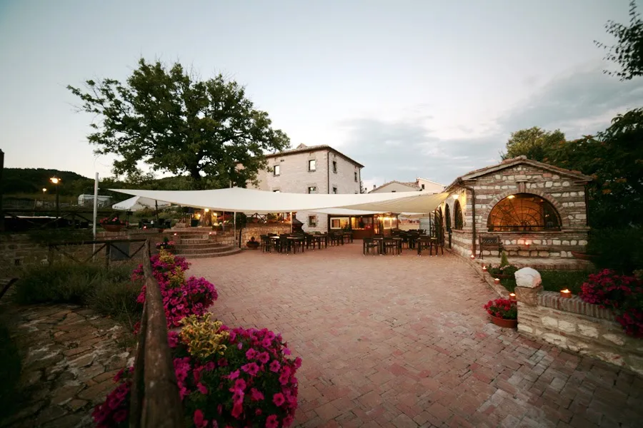 Villa Monterosso restaurant in Sassoferrato