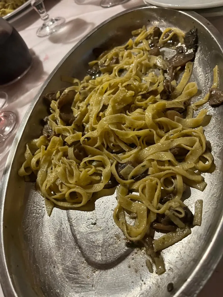 Sandro_Agriturismo Il Paradiso_Serra Sant'Abbondio_review