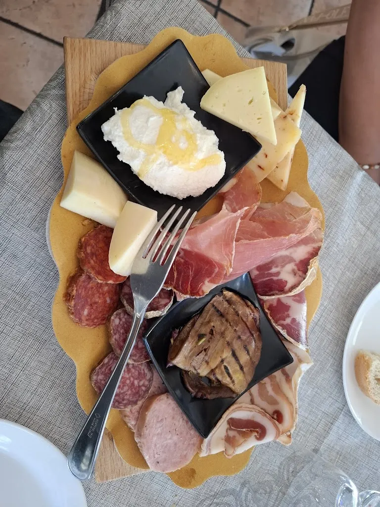 Enrico Bordichini_Gli Antichi Sapori Della Valle Verde_Serravalle di Chienti_review