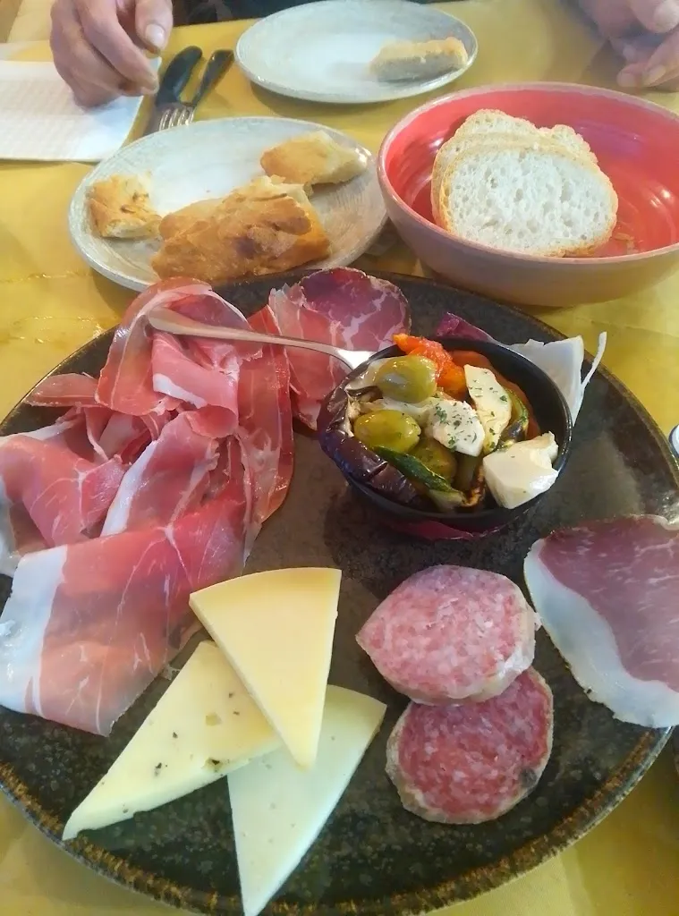 Ristorante Pa' e Salato restaurant in Serrapetrona