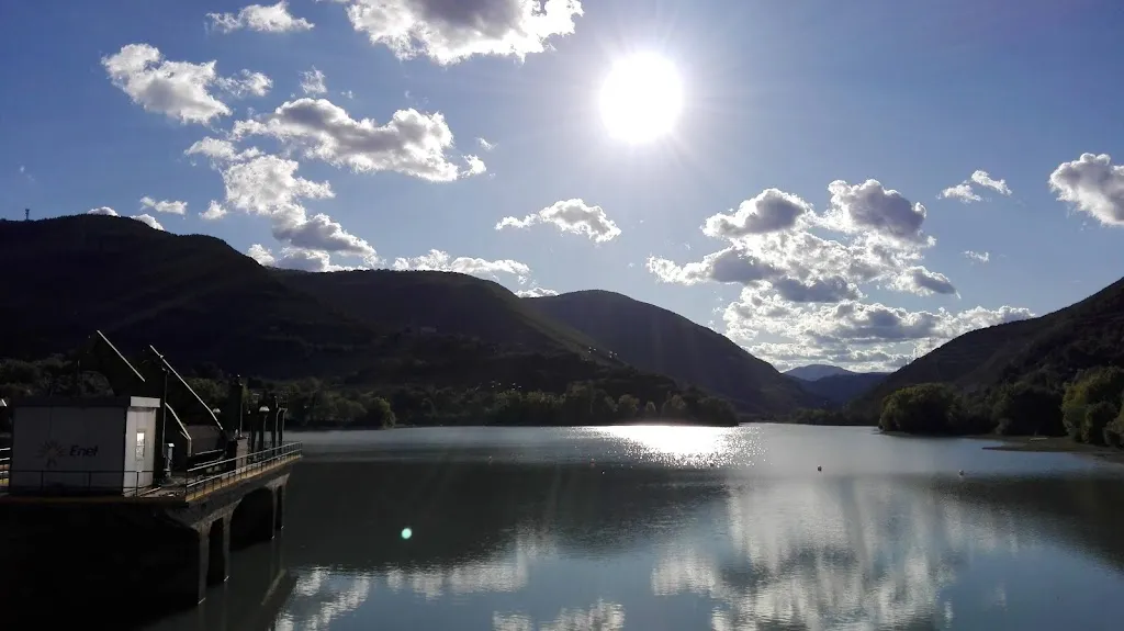 Osteria Sul Lago Da Sesto_Serrapetrona_slider_image_3