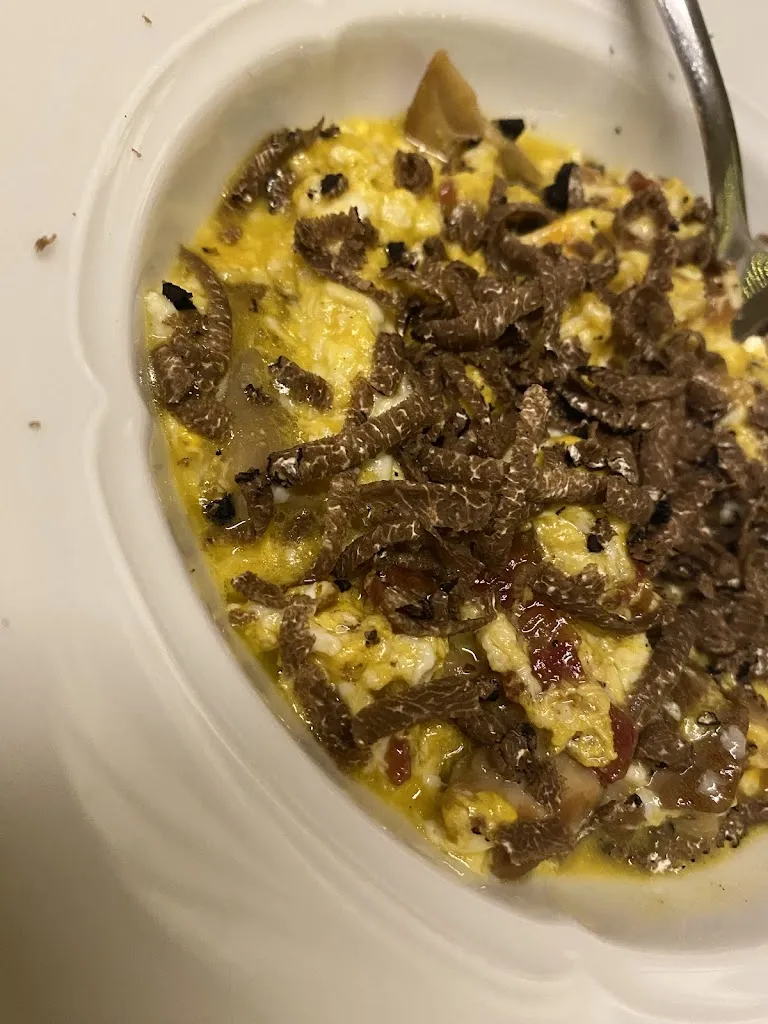 Raniero Kay_Chiostro da zenà_Servigliano_review