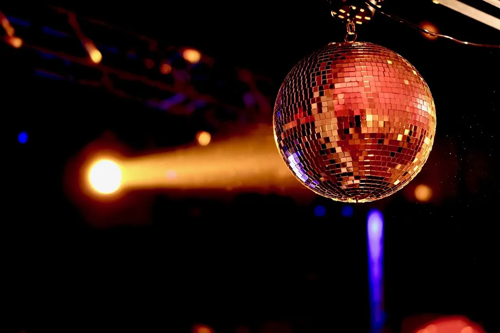 Niki isidori_Chiostro da zenà_Servigliano_review