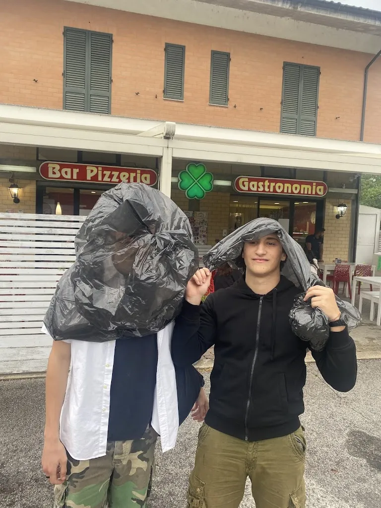 Matteo Capodicasa_Il Quadrifoglio di Bartucci Manlio_Servigliano_recensione