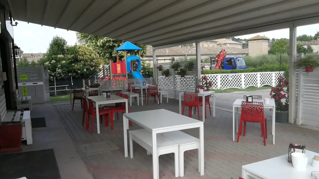 Il Quadrifoglio di Bartucci Manlio restaurant in Servigliano