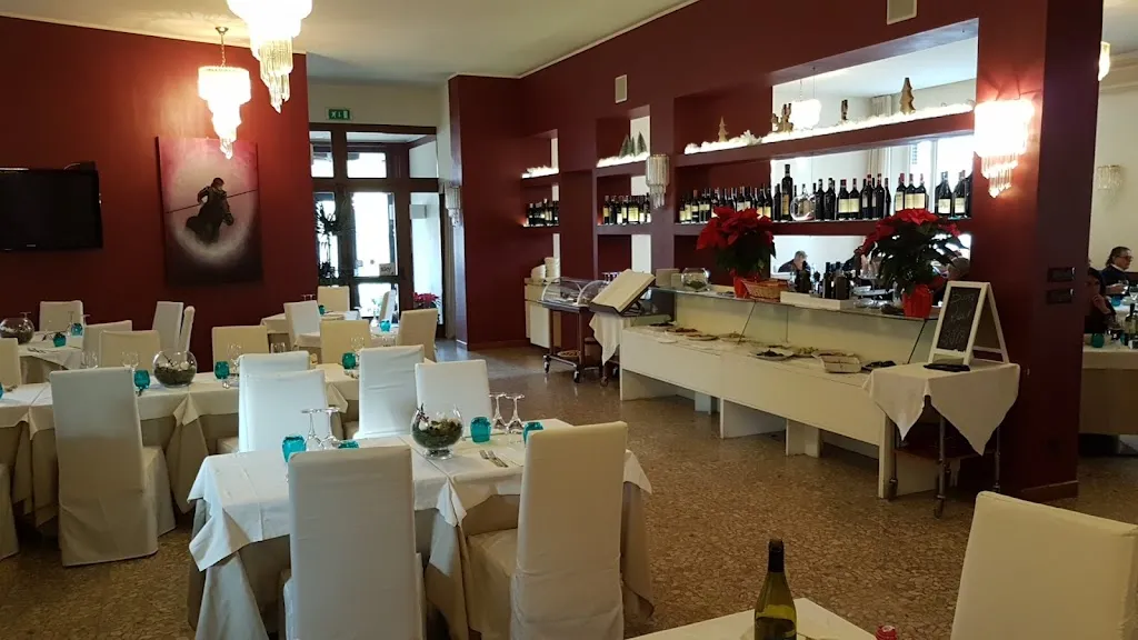 Hotel San Marco da Zena' restaurant in Servigliano