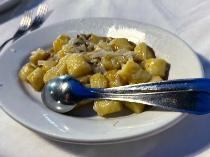 Tom_Il ritorno_Sirolo_review