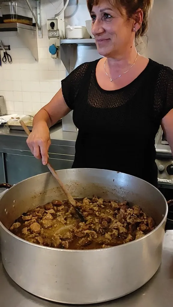 Osteria Vino e Cucina_Staffolo_slider_image_2