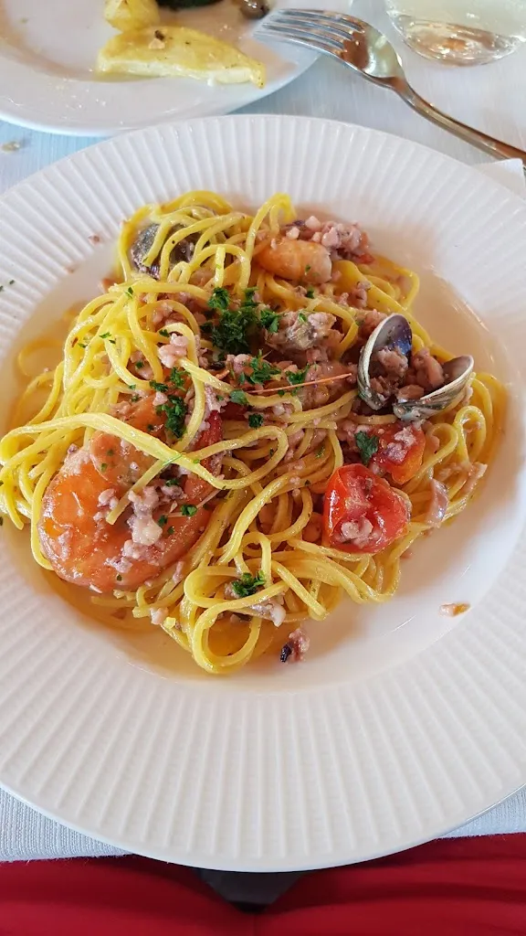 Alexandru Dorel Brindusa_Ristorante Oasi_Staffolo_review