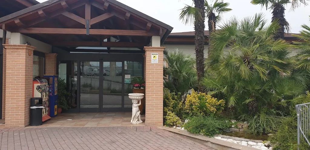 JJ Montes_Ristorante Oasi_Staffolo_review