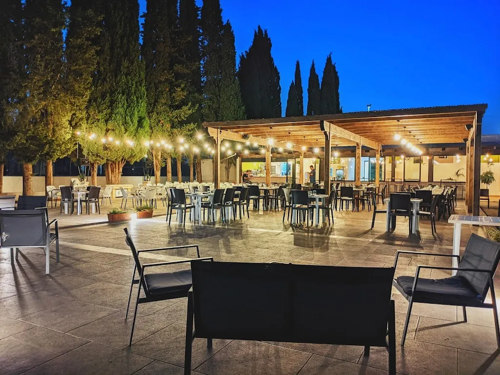 NERÒ - Play & Food_Castrignano De' Greci_slider_image_1