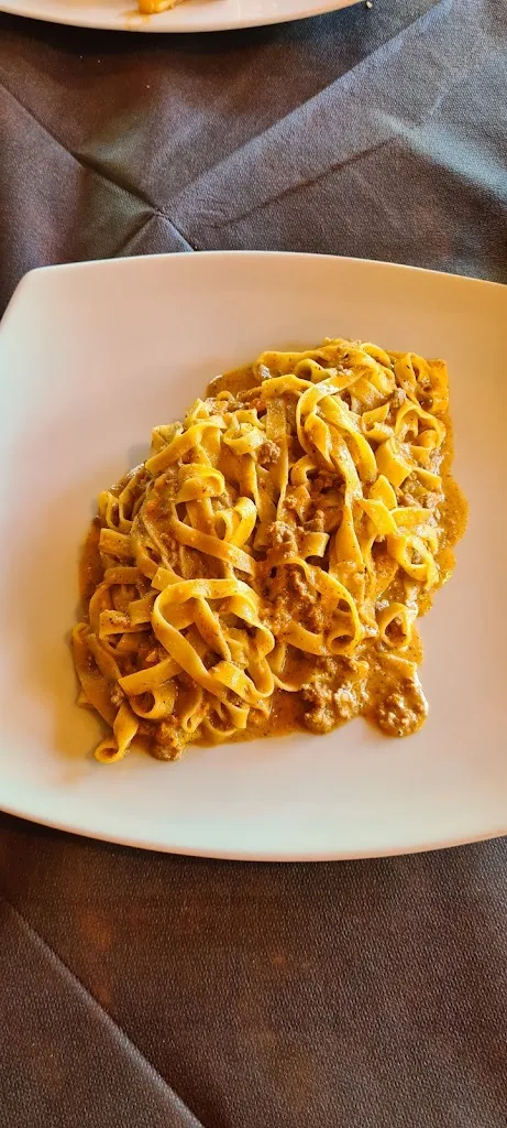 La Buona Fattoria Ristorante Pizzeria_Tavoleto_slider_image_3