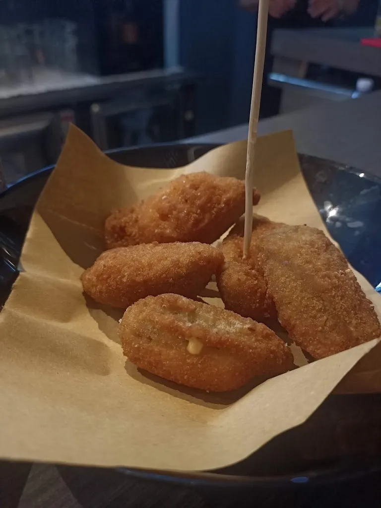 bascir al zein_Al Vicolo_Treia_recensione