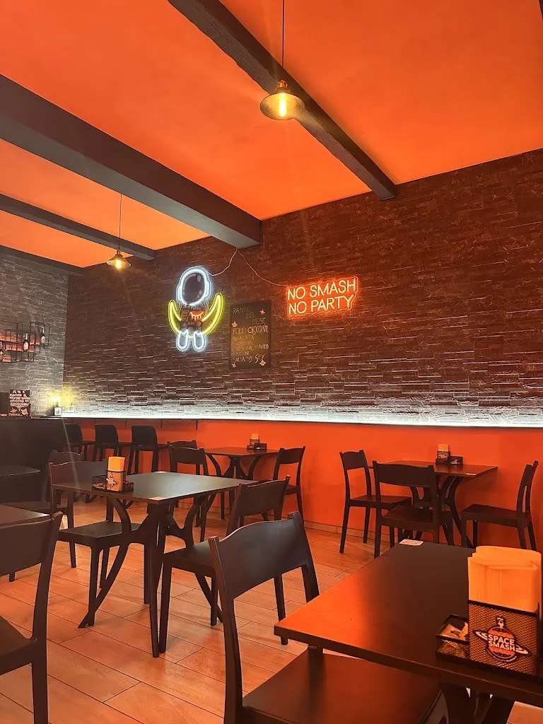 Space Smash restaurant in Trodica