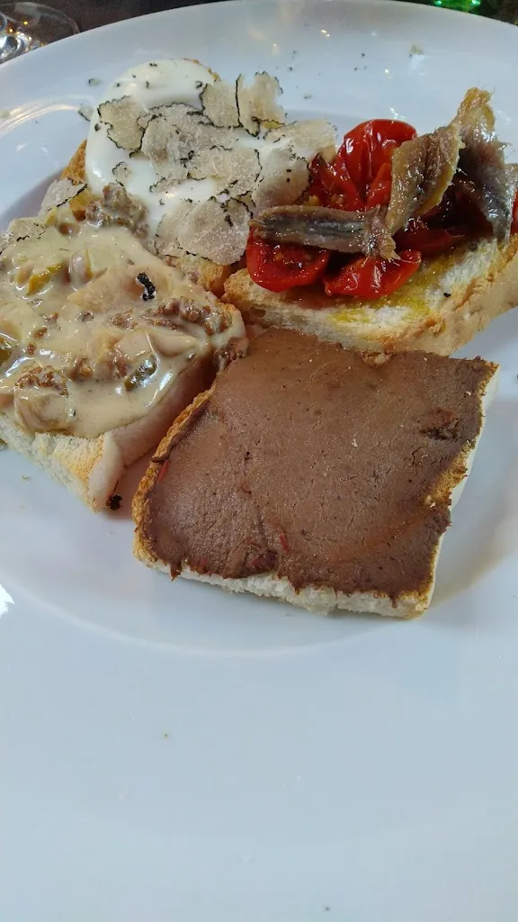 Menu_La BRAVERIA_Urbania_image_7