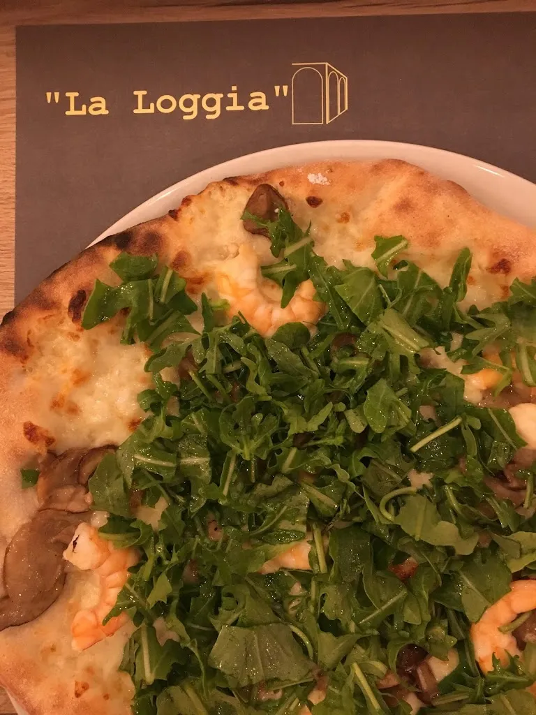 Sari Hamalainen_Ristorante Pizzeria La Loggia_Urbania_review