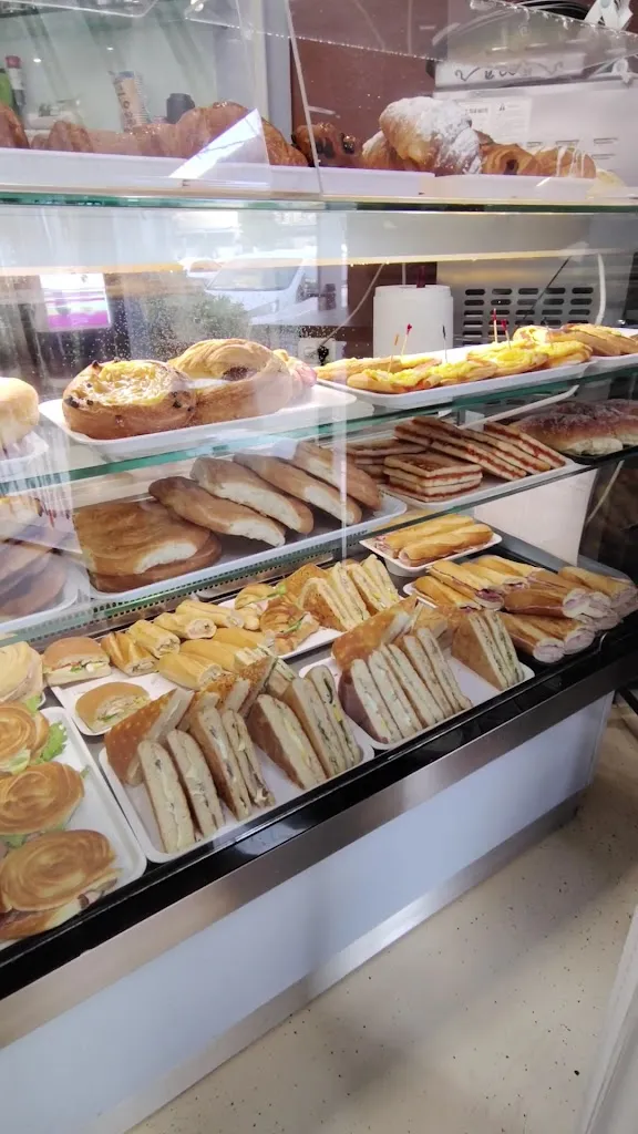 Bar Ristorantino Elisa restaurant in Villa Ceccolini