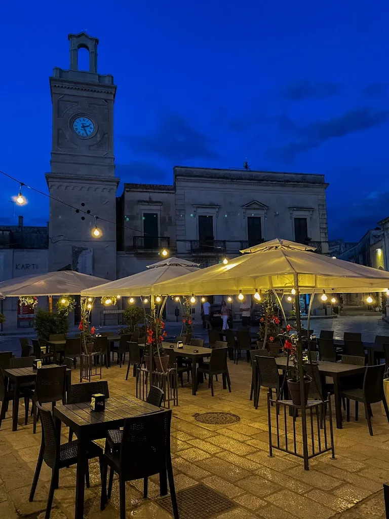 Moniè La Pizzeria di Giaffreda Simone e Latino Giovanni_Castrignano De' Greci_slider_image_1