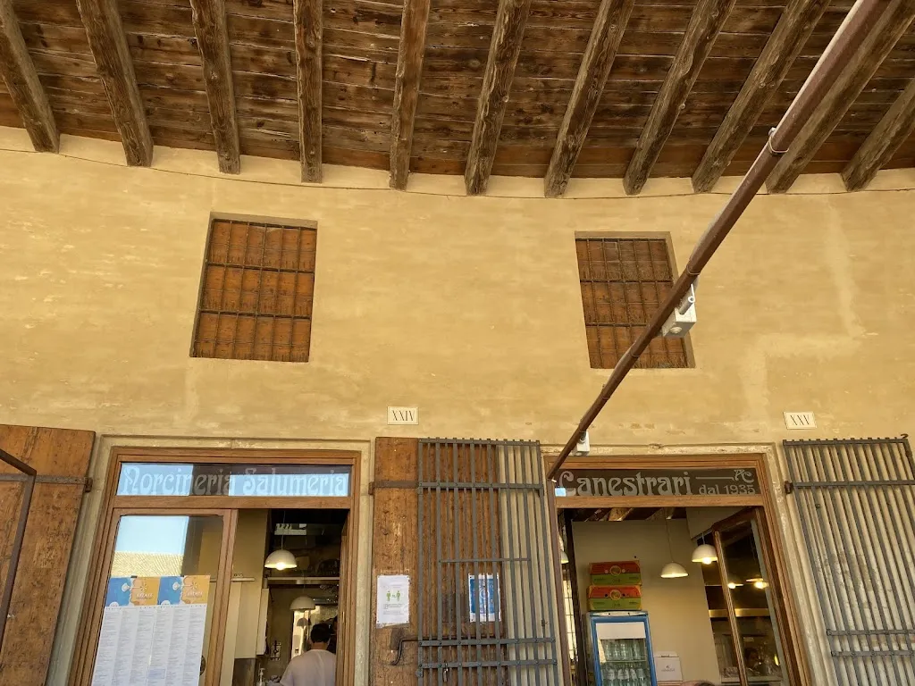 Victor Pongraz_Dal Pelo ~ Antica Macelleria Canestrari_Senigallia_review