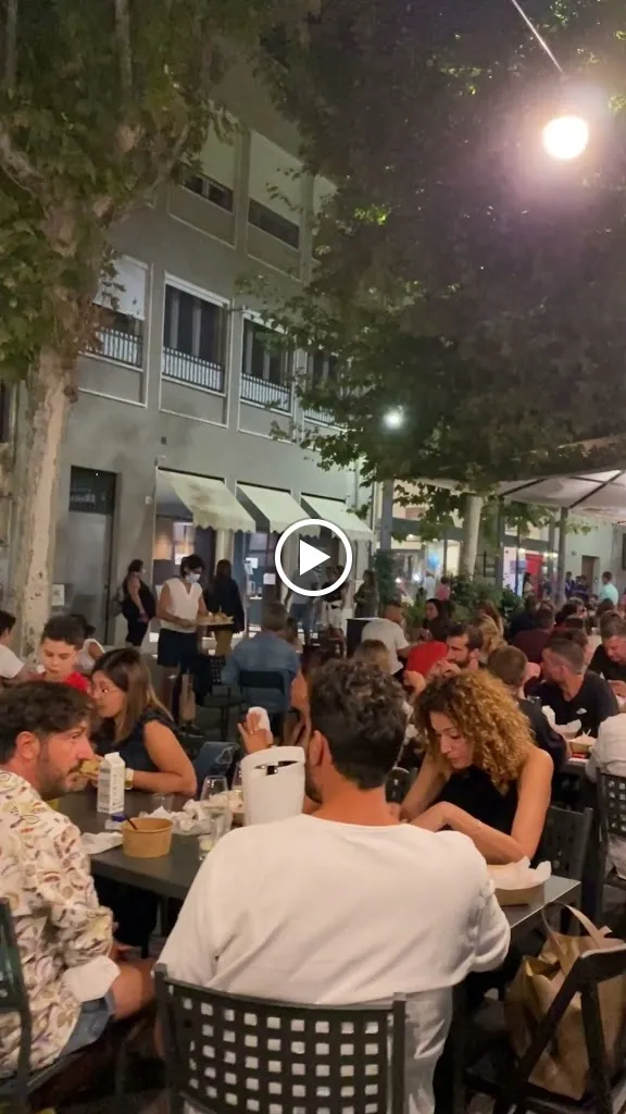 Fish | Ham Burger & Fry_Senigallia_slider_image_2