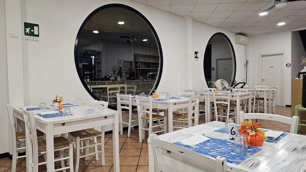 Ristorante Il Cappolone c/o ristoro Lega Navale_Senigallia_slider_image_1