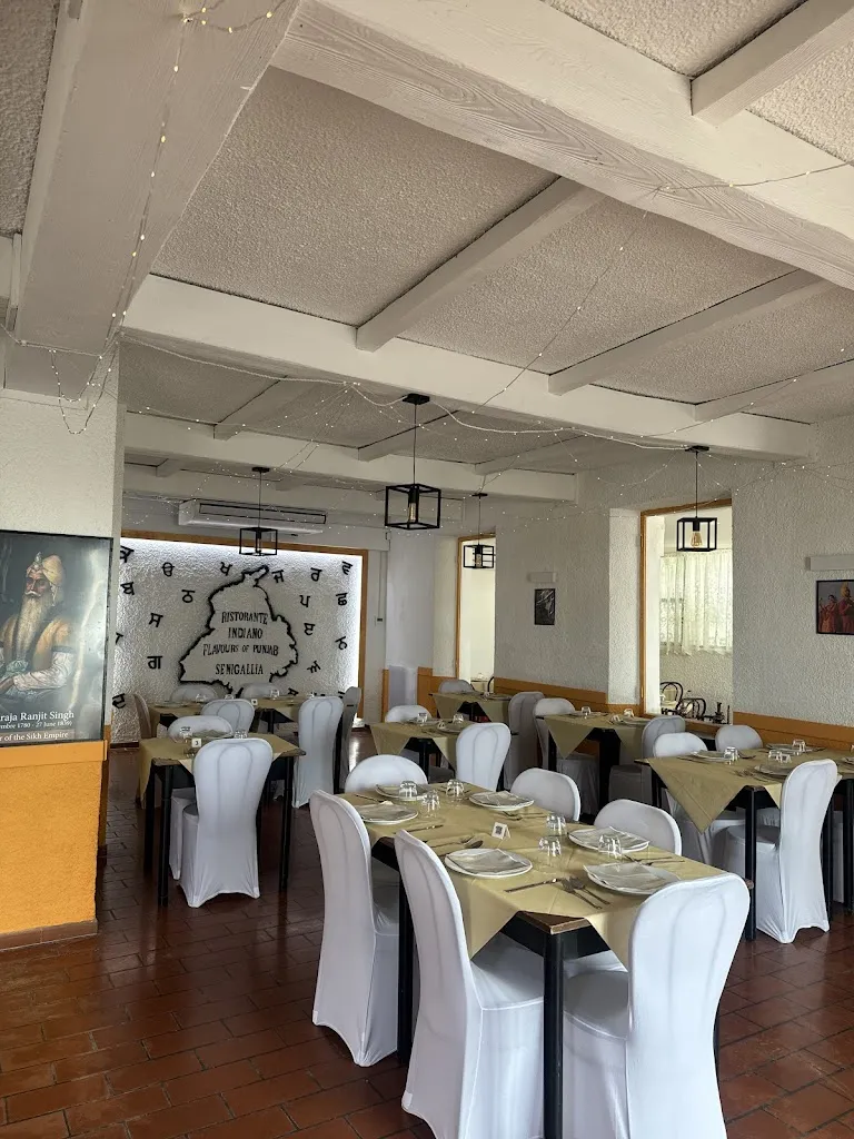 Flavours Of Punjab(Bar-Ristorante Indiano) restaurant in Senigallia