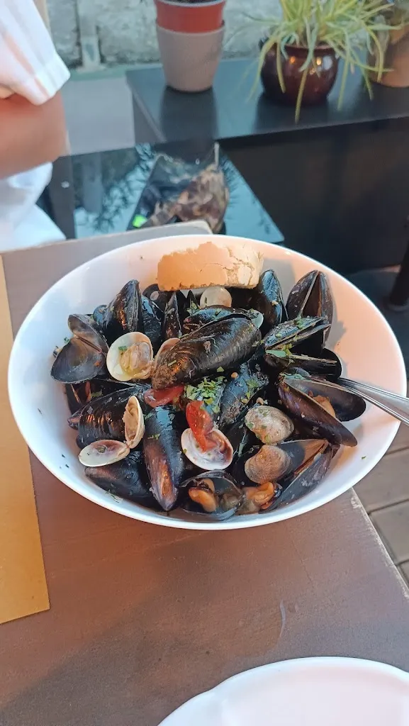 Ristorante Moma_Senigallia_slider_image_3