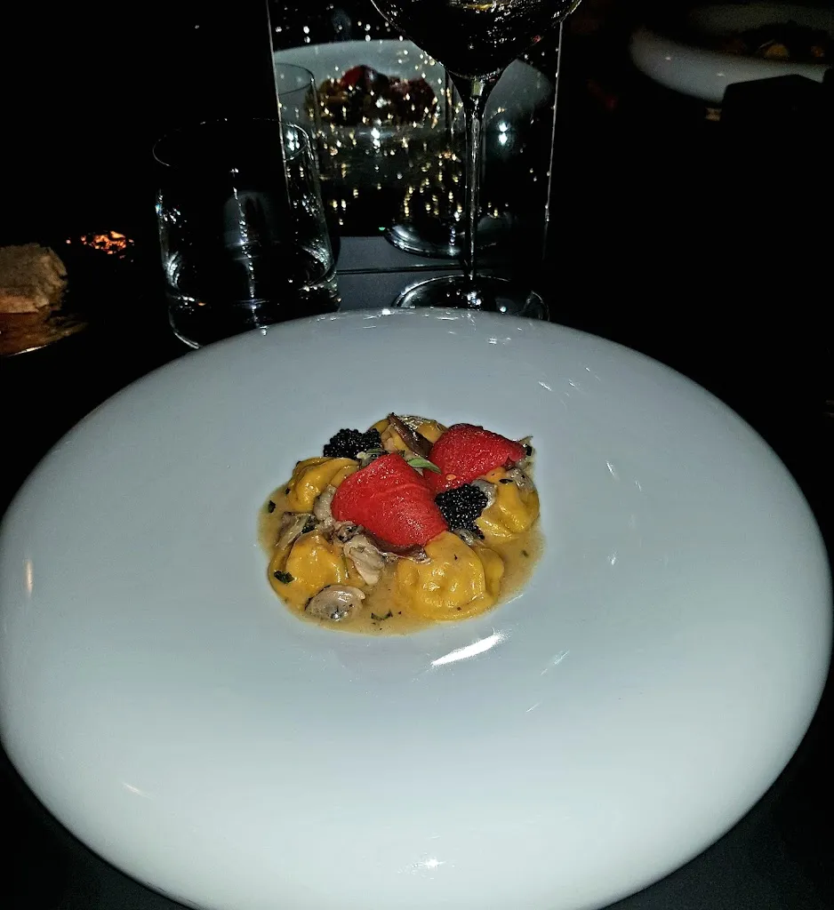 Emi Wolf_MeM Convivium - Fine Dining Restaurant_Senigallia_review
