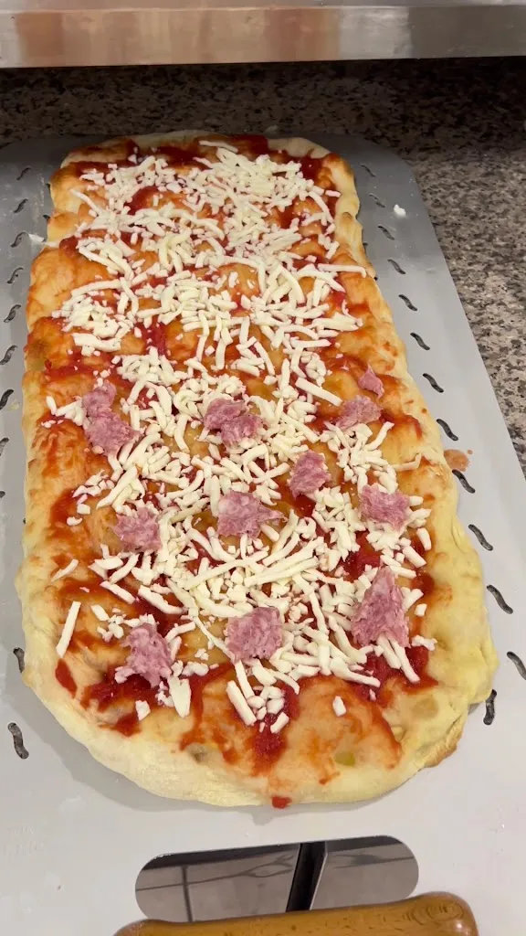 Ama La Pizza_Villa Potenza_slider_image_2