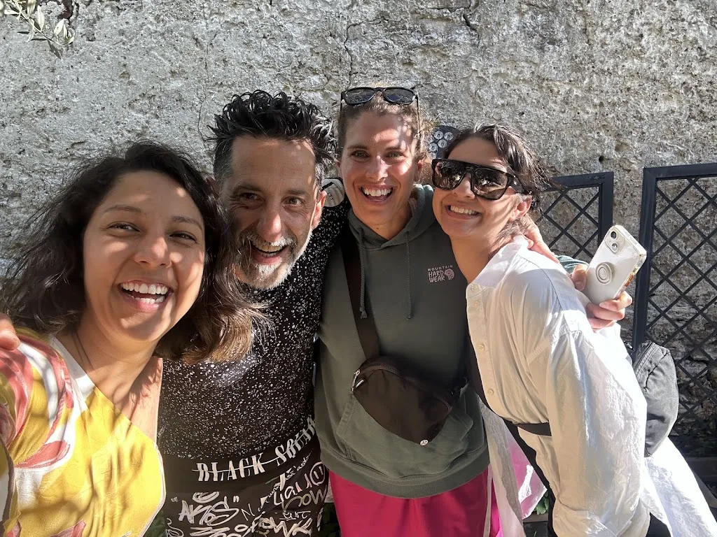 Lorena Acosta_La taverna di Emma_Villa San Filippo_review