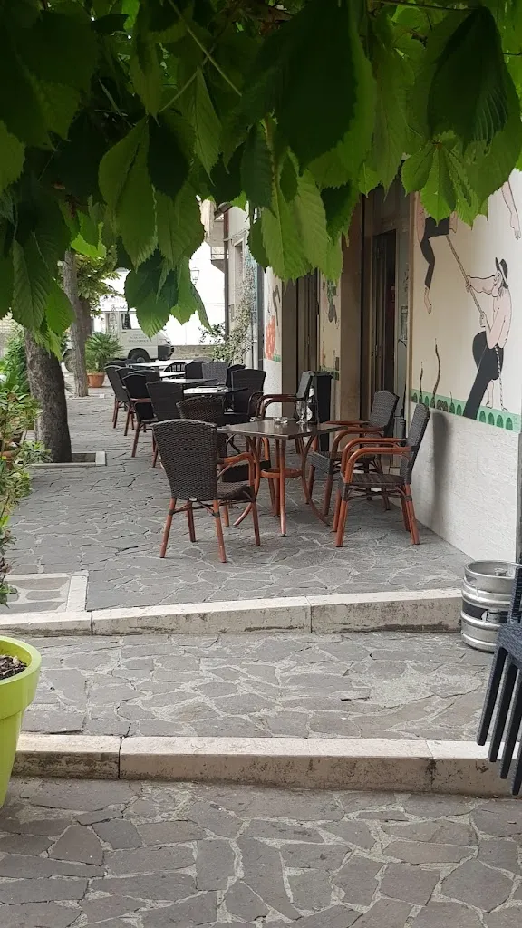 Donato Masucci_No Problem Cocktail Bar_Acquaviva Collecroce_review