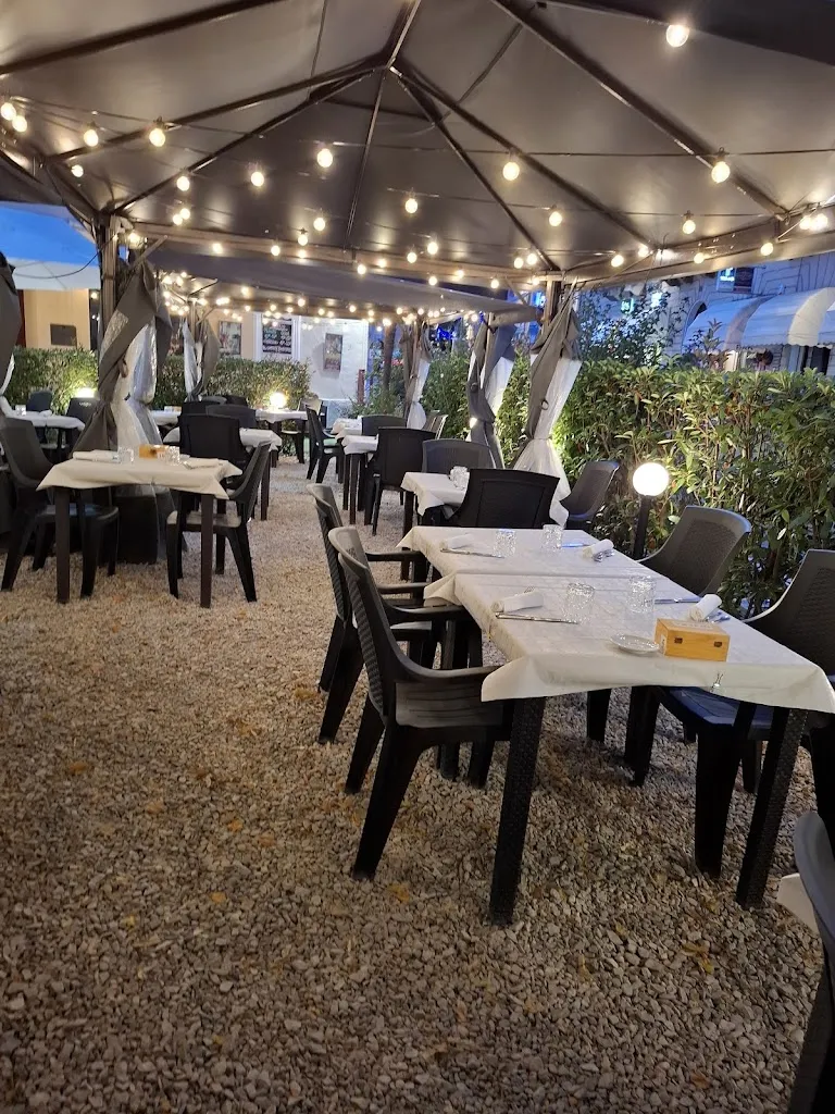 Al Girarrosto_Villa Musone_slider_image_2