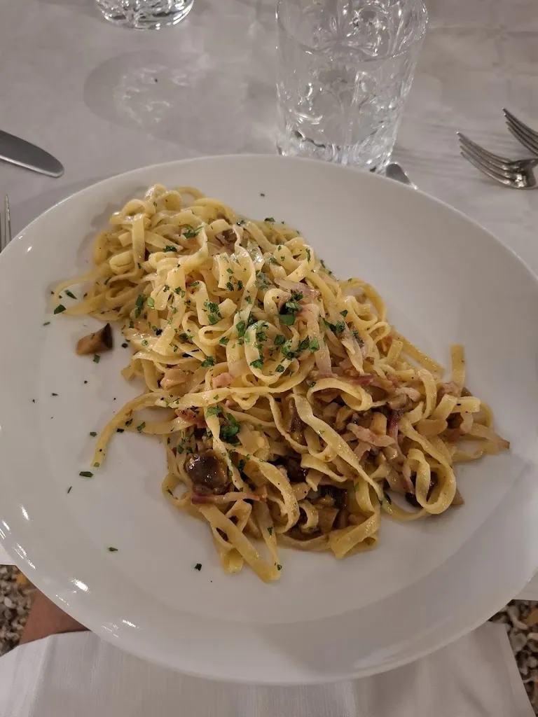 Al Girarrosto_Villa Musone_slider_image_3