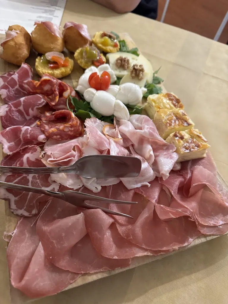 Ristorante Chalet_Baranello_slider_image_1