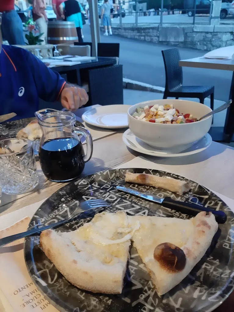 Menu_Pizzeria Pub 17_Bonefro_image_9