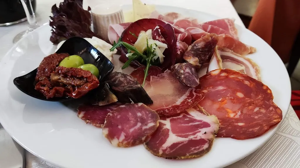 Ristorante La Tavola Osca Di Diana Gianluca_Agnone_slider_image_2