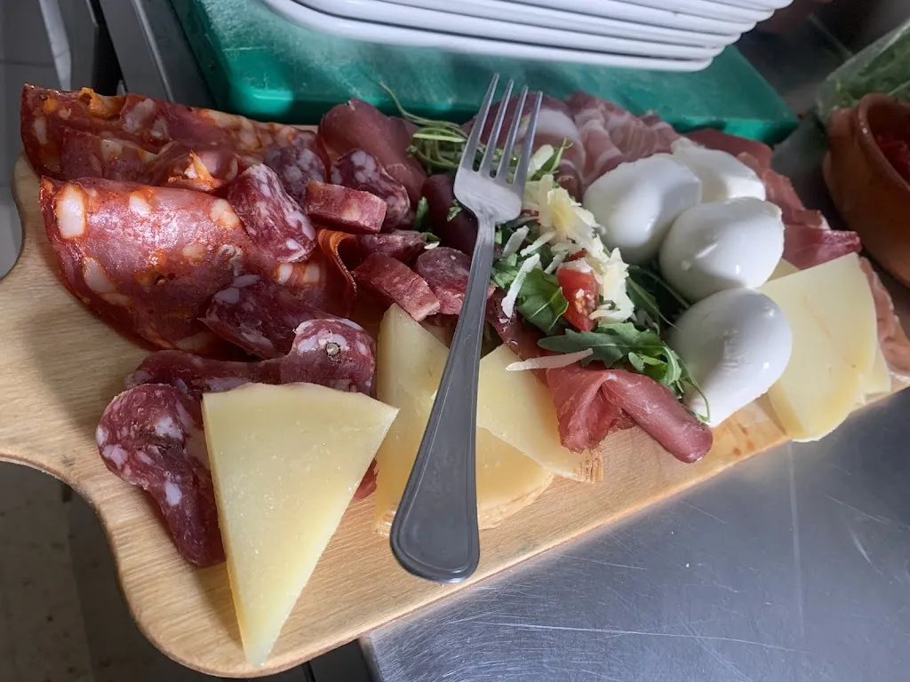 Menu_Giugiolandia Family Ristobar_Bojano_image_8