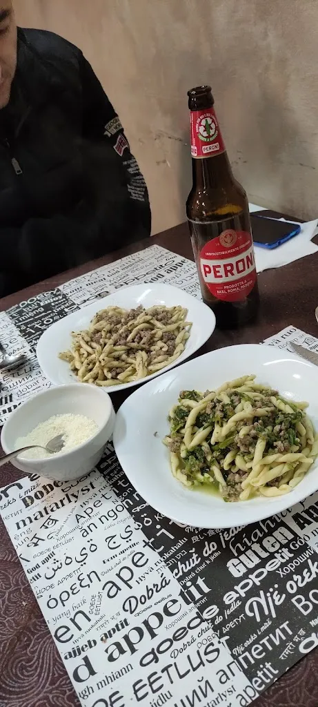 ANA MARIA LÓPEZ DE MARTOS_Bar Calderari_Bojano_review