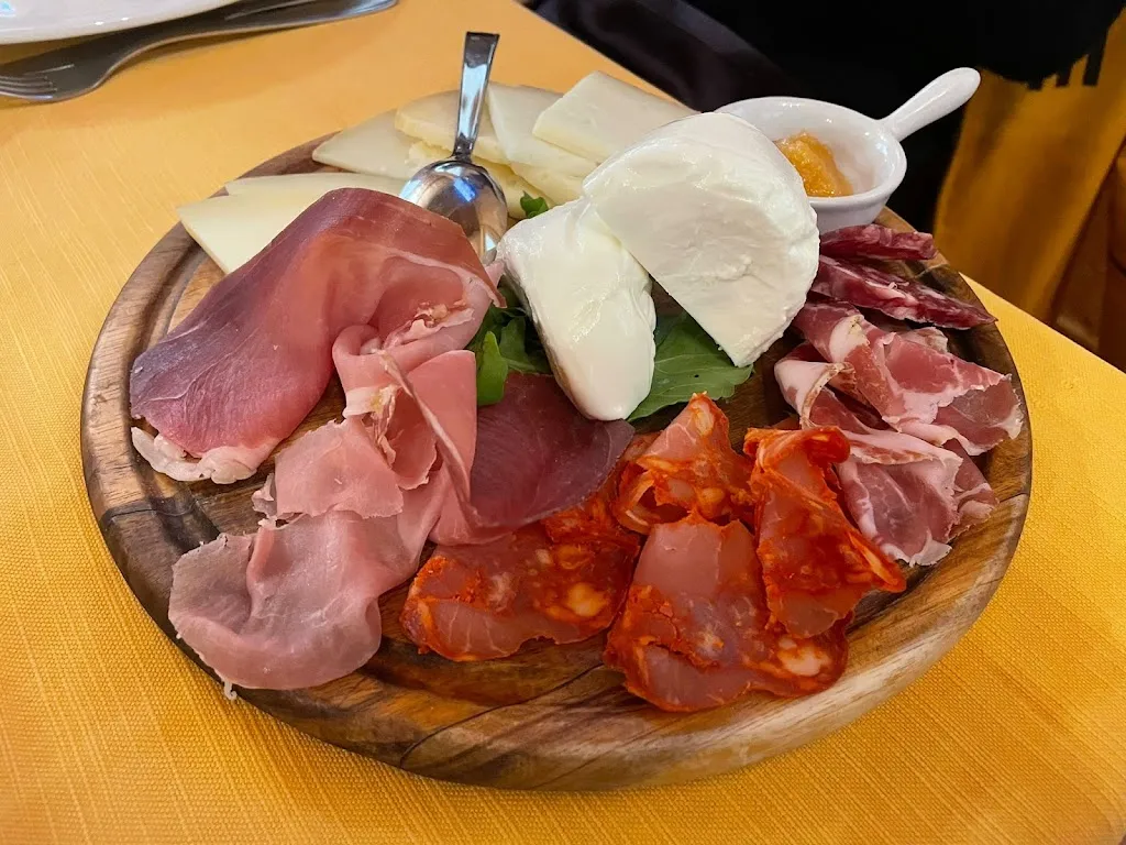 La Locanda Ebbasta!_Bojano_slider_image_3