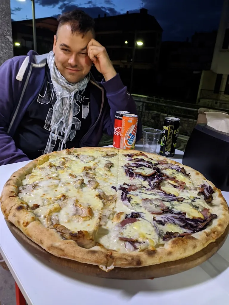 Vincenzo Emanuele Rossi_PizziAmo_Bojano_review