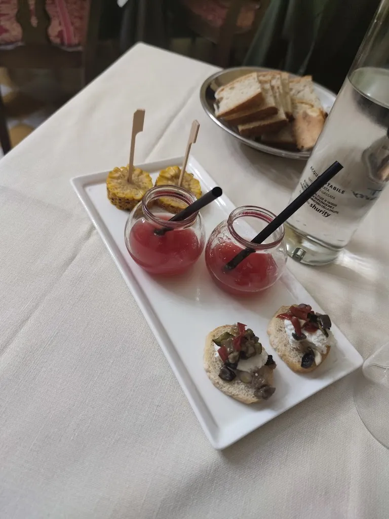 jasmine sekai_Miseria e Nobiltà_Busso_review